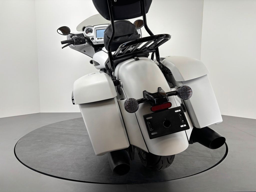 Fahrzeugabbildung Indian CHIEFTAIN DARK HORSE *SCHECKHEFTGEPFLEGT