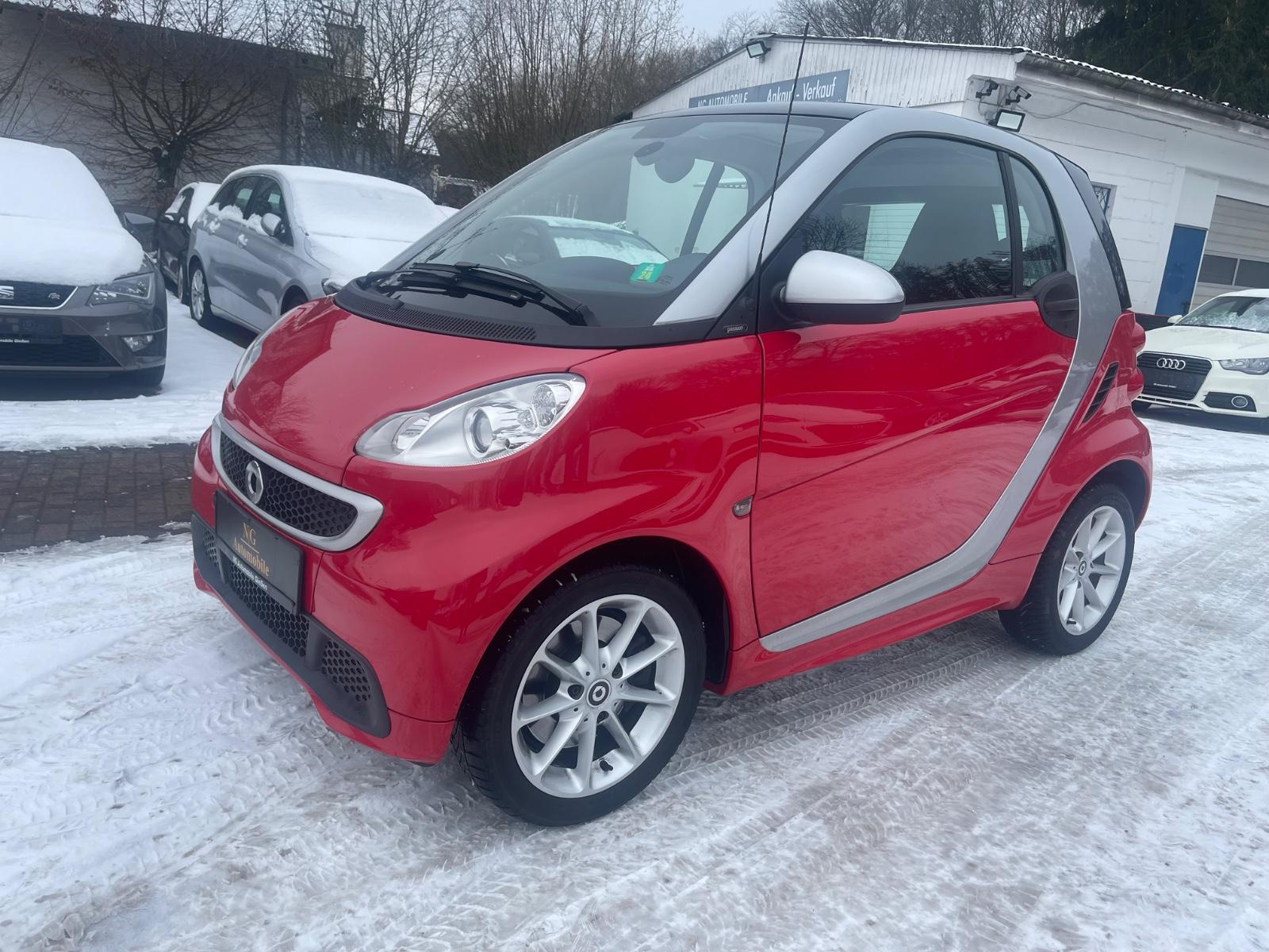 Smart ForTwo coupe 62 kW *Automatik*Pano*SHZ*
