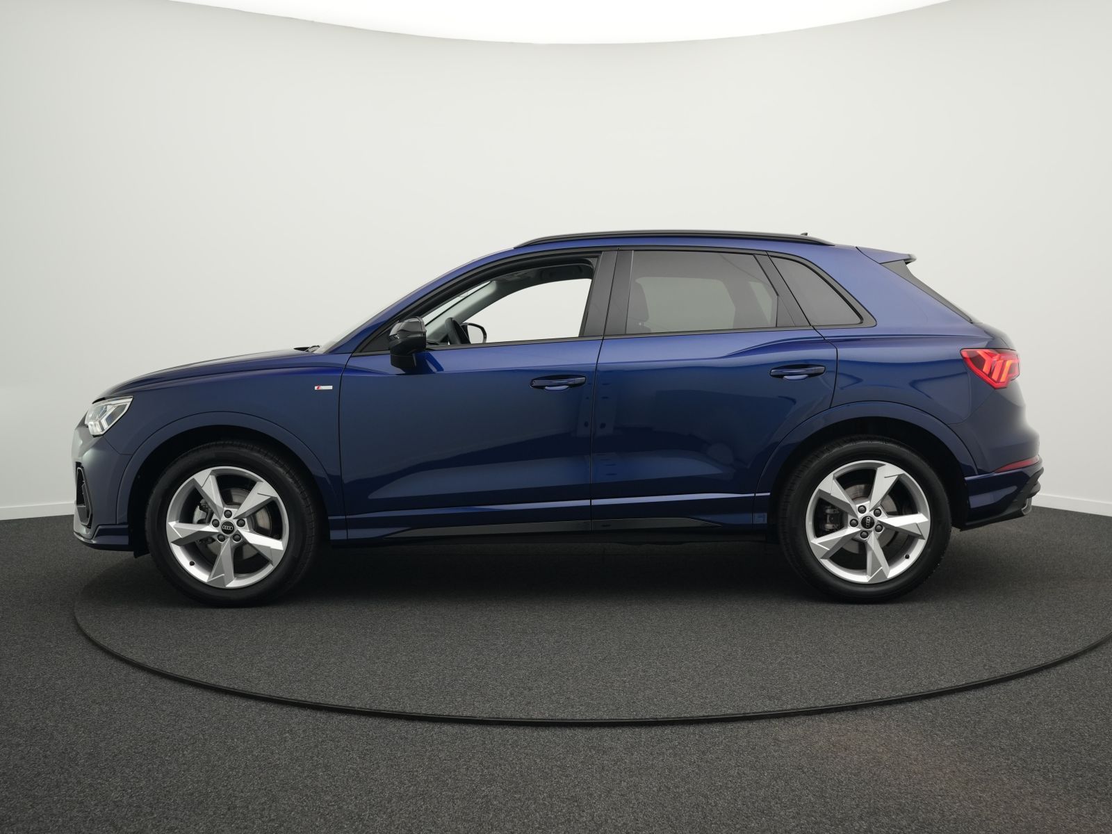 Audi Q3 - Bild 14
