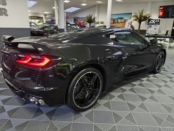 Corvette C8 - 4