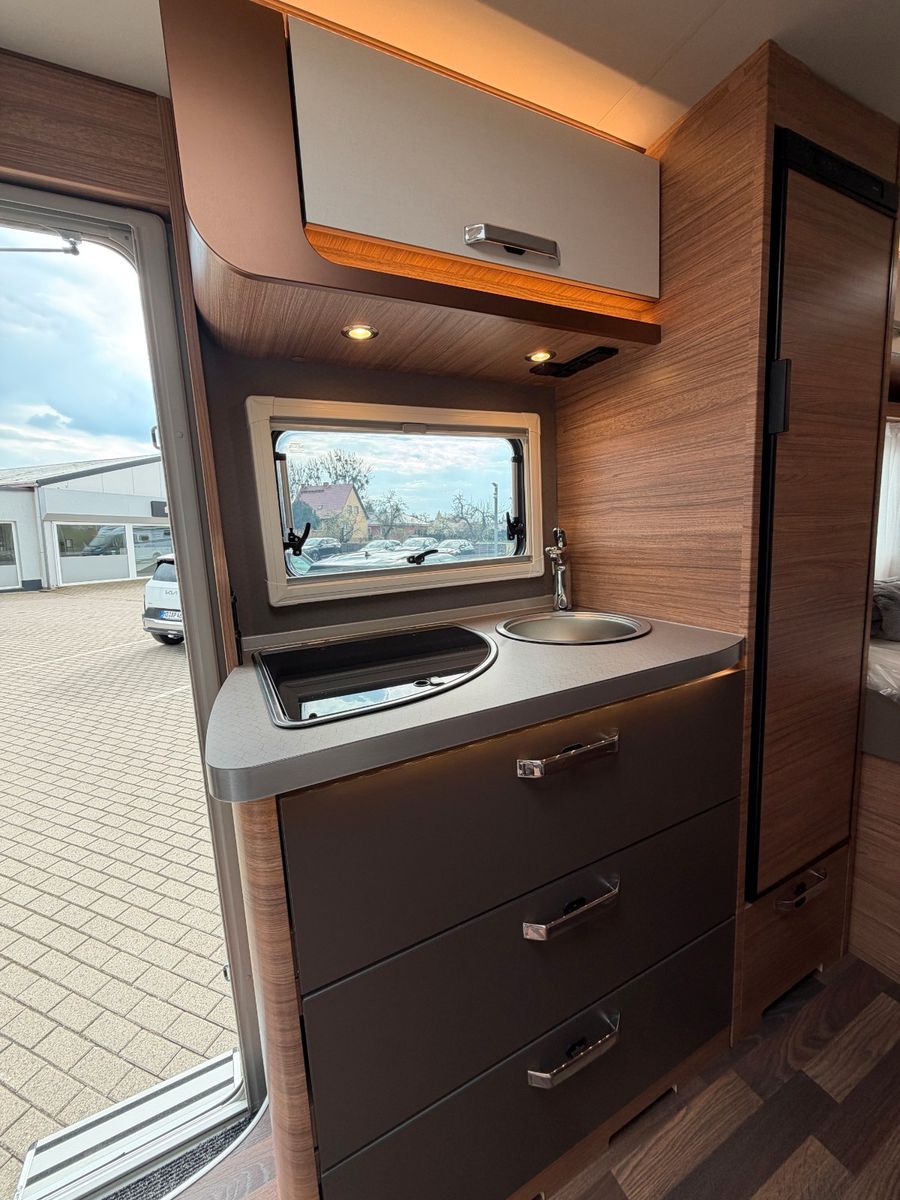 Fahrzeugabbildung Weinsberg CaraCompact EDITION PEPPER 600 MF