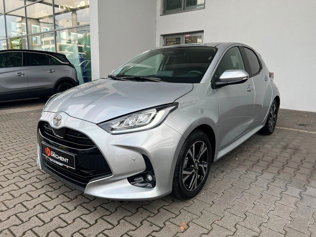 Fahrzeugabbildung Toyota Yaris Hybrid 1.5 Teamplayer Safety +Comfortpaket