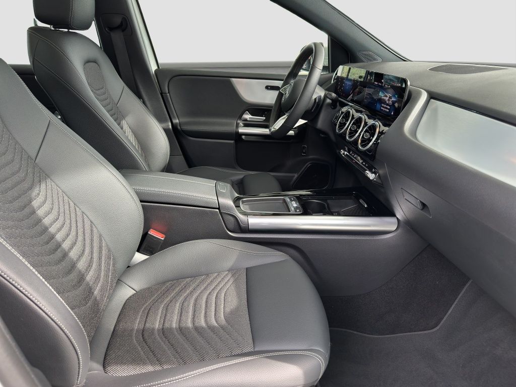 Fahrzeugabbildung Mercedes-Benz B 200 PROGRESSIVE*PANO*DISTR*TOTW*KAM