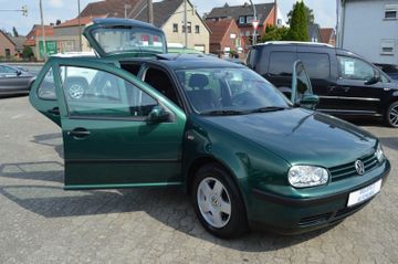 Volkswagen Golf 1.6  Trendline GSHDSHAlu