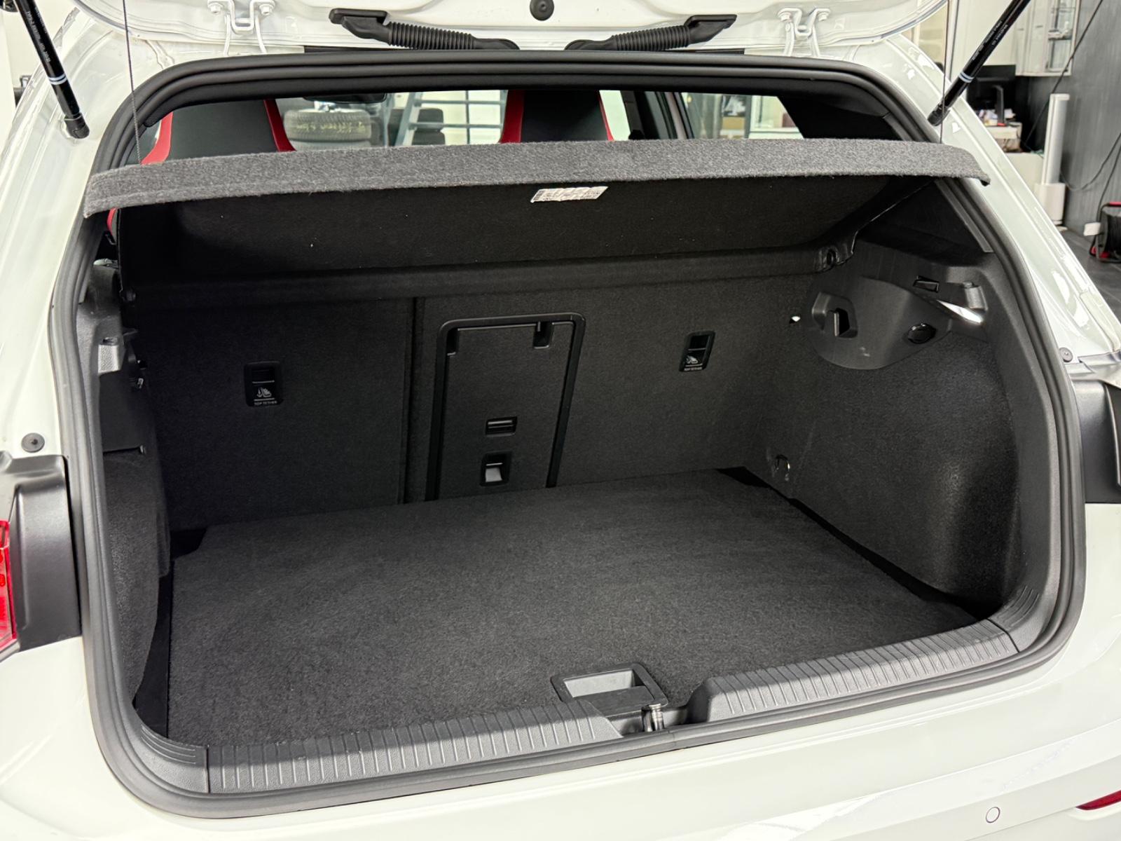 Volkswagen Golf VIII Lim. GTI LED*DSG*ACC*LANE, миниатюра 21