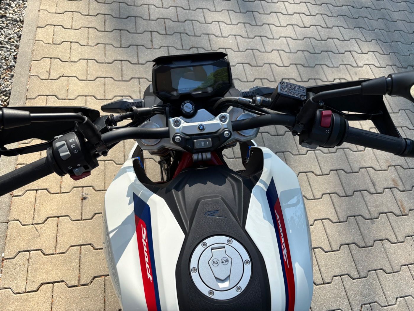 Fahrzeugabbildung BMW G 310 R Style Sport gepflegter Zustand