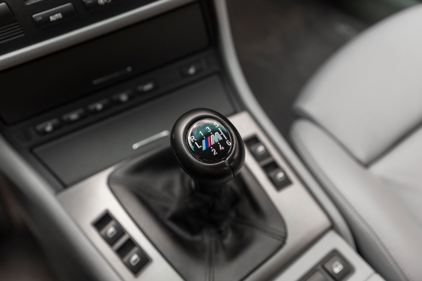 Fahrzeugabbildung BMW M3 E46 COUPE H&K SZH BIXENON TEMPOMAT SCHALTER