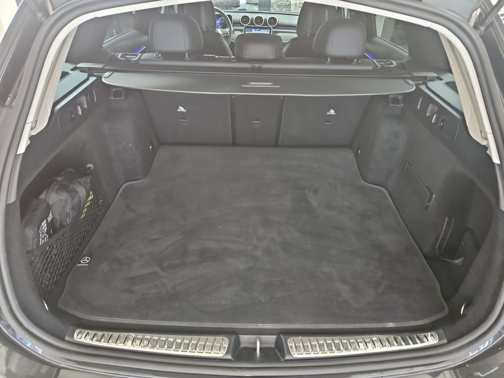 Fahrzeugabbildung Mercedes-Benz C 180 T Avantg. Distronic+ Sitzklima 360° Ambie.