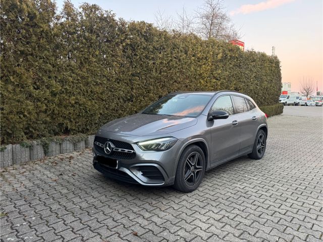 Mercedes-Benz GLA 200 AMG