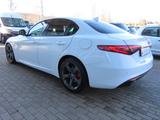 Alfa Romeo Giulia Super 2.2 JTDM Sportp.*Navi*Kamera*Bi-Xen - Alfa Romeo Gebrauchtwagen in Stuttgart