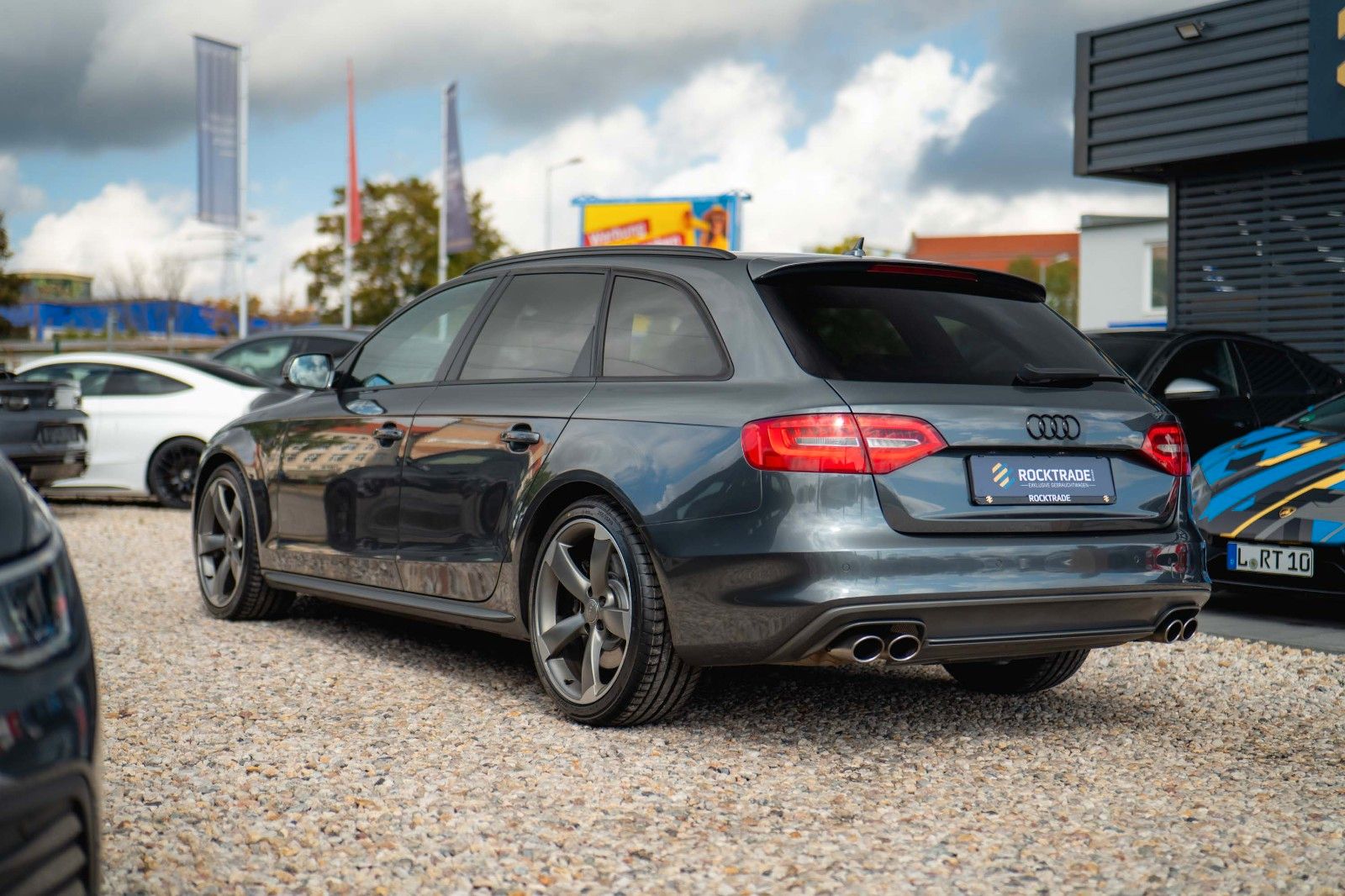 Fahrzeugabbildung Audi S4 Avant 3.0 TFSI quattro | Top Zustand | LED