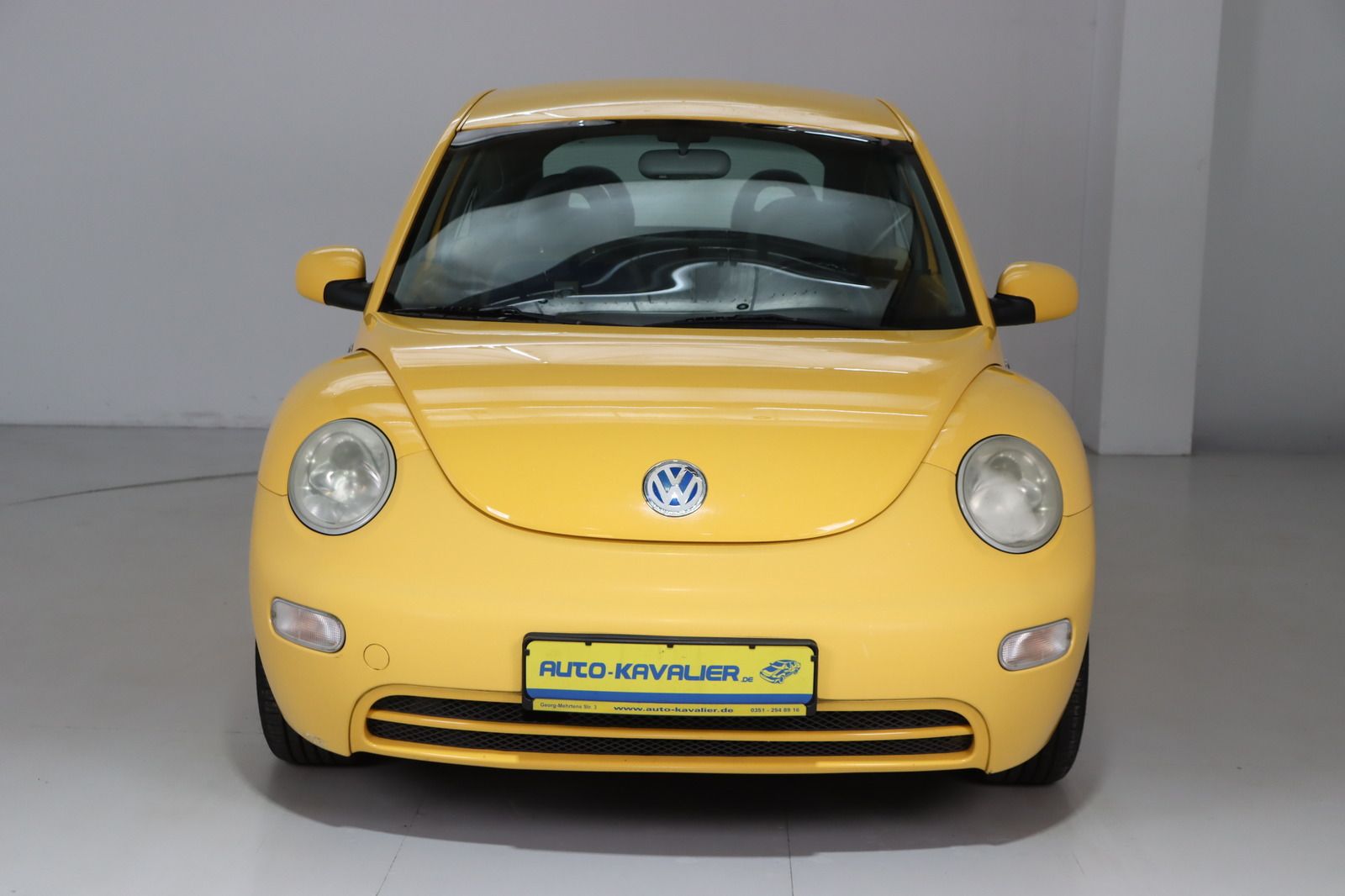 Fahrzeugabbildung Volkswagen New Beetle 1.6 en vogue * HU/AU bis 04.2026 *