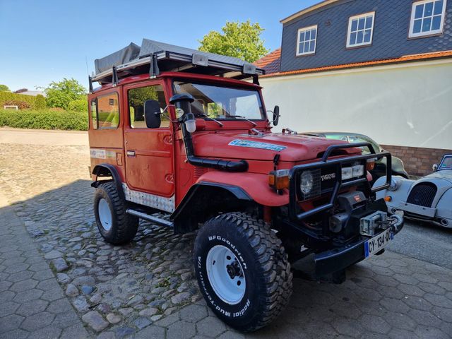 Toyota Land Cruiser BJ40 Diesel Camper Zelt