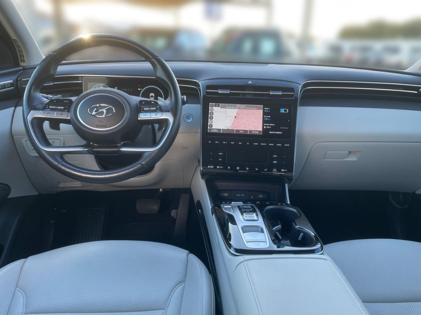 Fahrzeugabbildung Hyundai Tucson 4WD Plug-In Hybrid Prime Panorama AHK LED