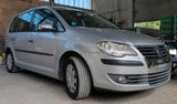 Volkswagen VW Touran 1.9 TDI // AHK // wenig Kilomete... - Volkswagen Touran mit Diesel-Antrieb: 1.9