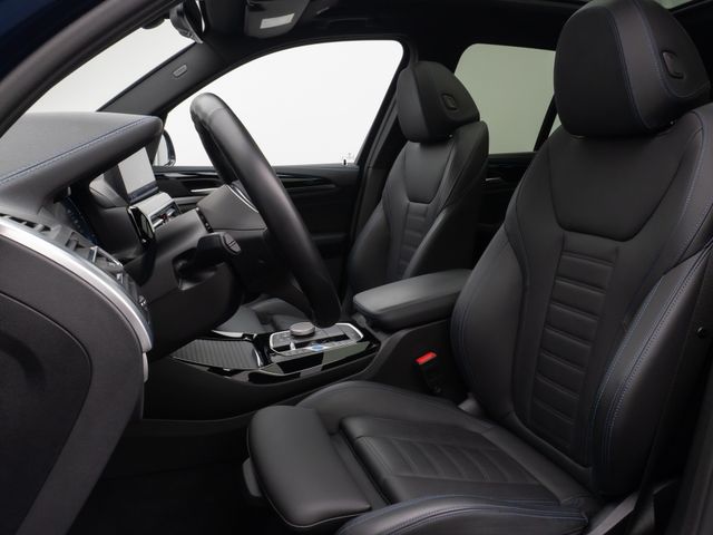 Foto Nummer 35: BMW iX3