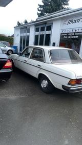 Mercedes-Benz W123 300D. 2.Hand - Mercedes-Benz 300: D W123