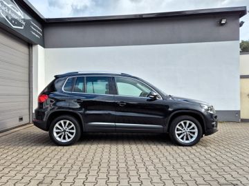 Volkswagen Tiguan - 8