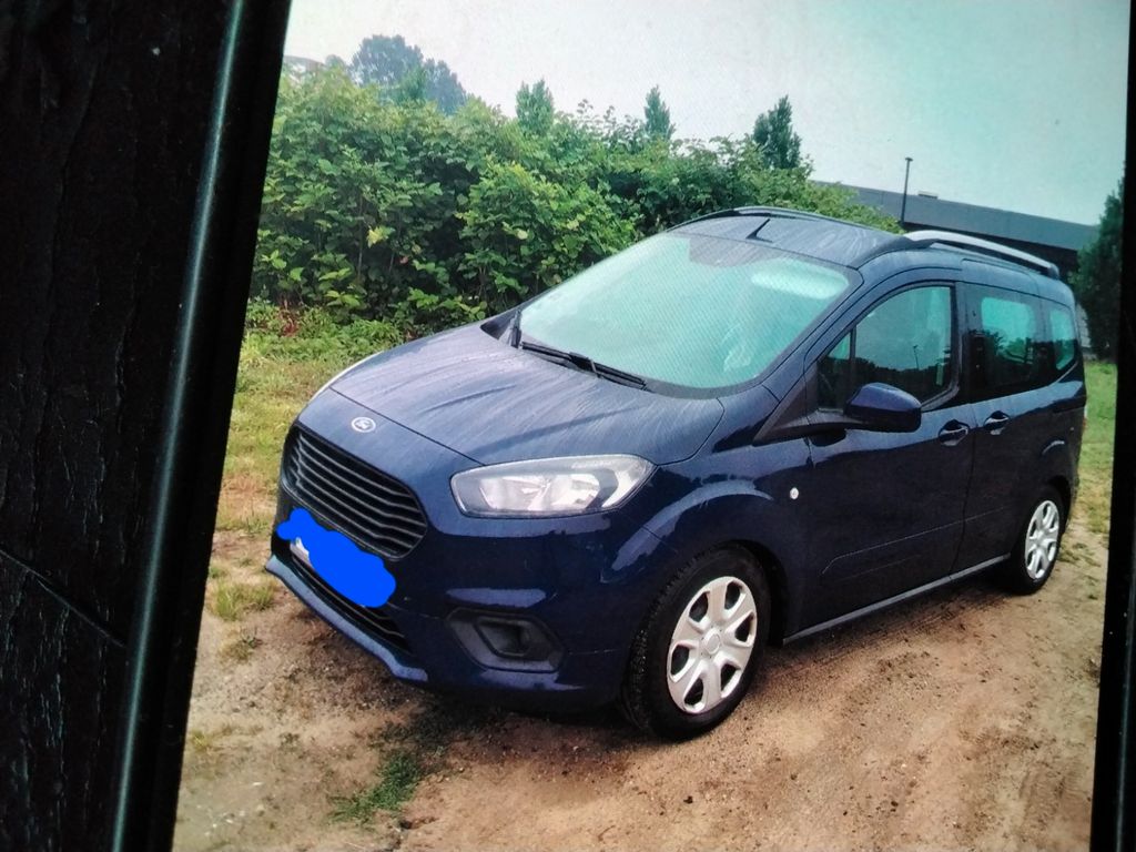 Image of Ford Tourneo Courier