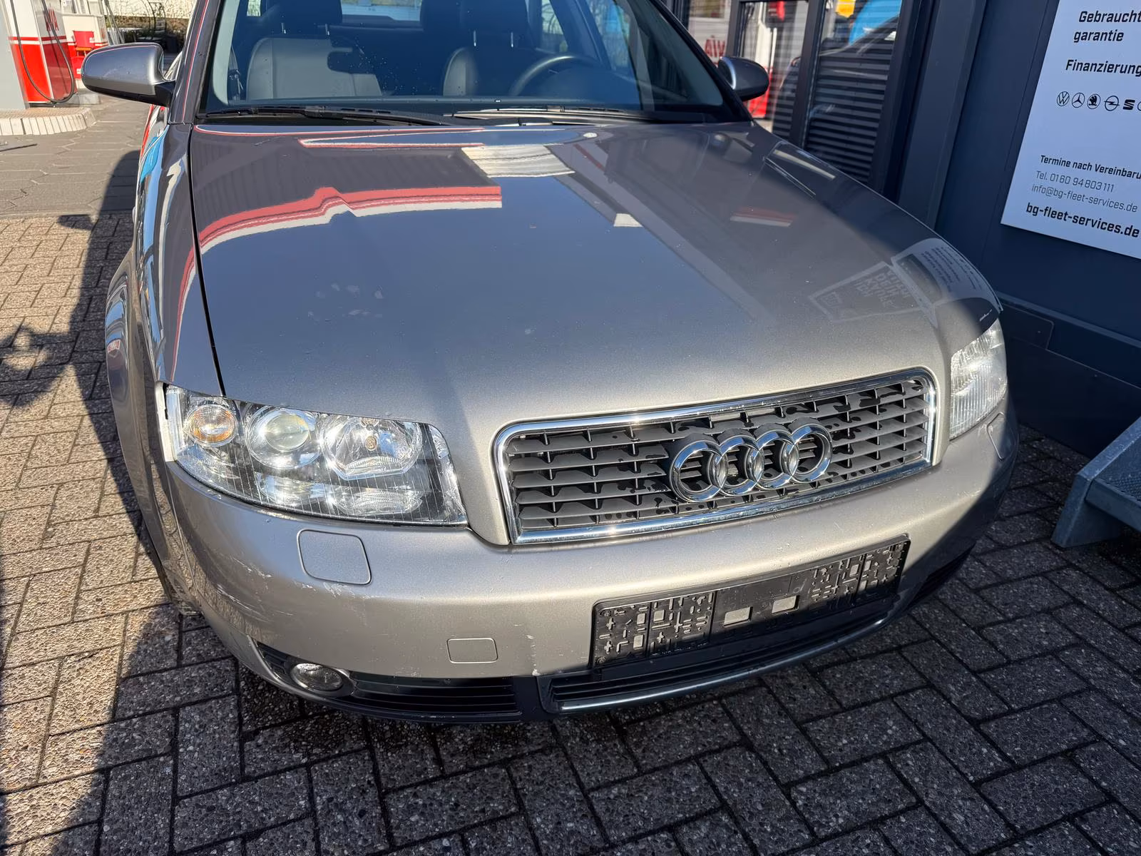 Audi A4 2.0 20V Automatik nur 140.000km Export