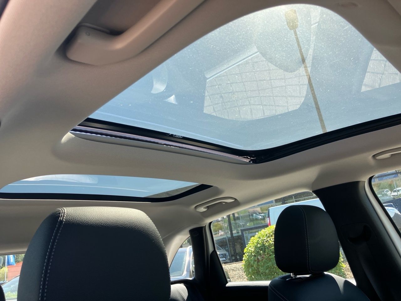 Fahrzeugabbildung Mercedes-Benz B 200 PANO+AHK+360°+MEMORY+