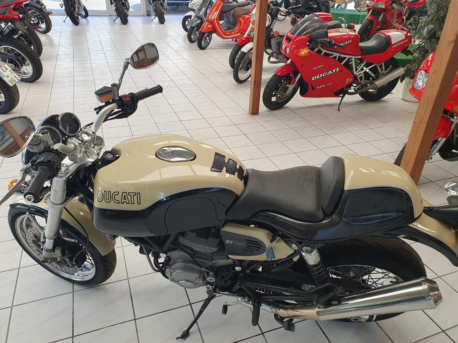 Ducati 1000 GT