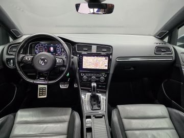 Volkswagen Golf - 9