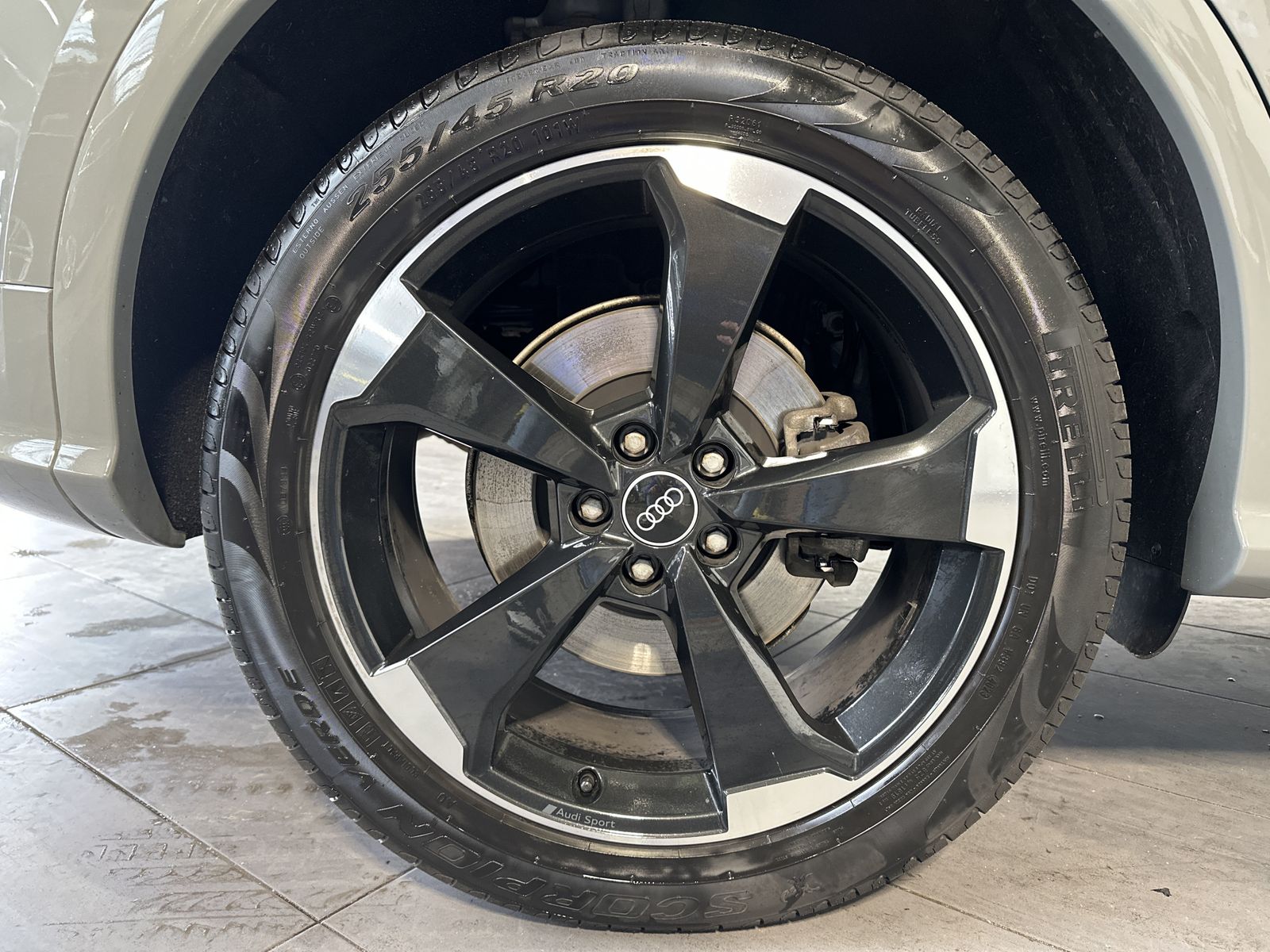 Fahrzeugabbildung Audi Q5 50 TFSIe Qu S-Line NAV+XEN+PANO+KAM+20ZO+DAB