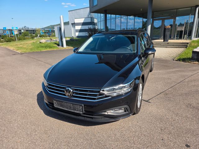 VW Passat Business 2.0 TDI DSG, LED ACC Kamera AHK 