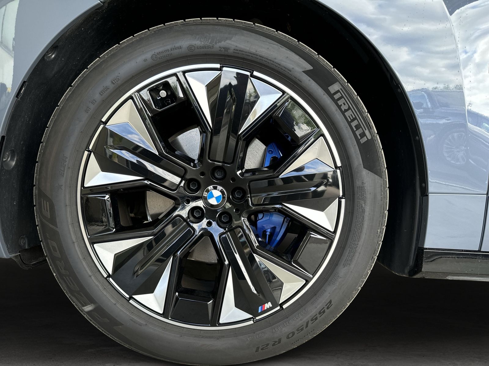 BMW iX - Bild 17
