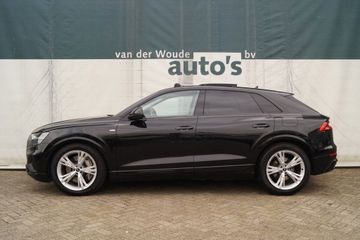 Audi Q8 55 TFSI Quattro Hybrid ProLine S-Line -PANO-L