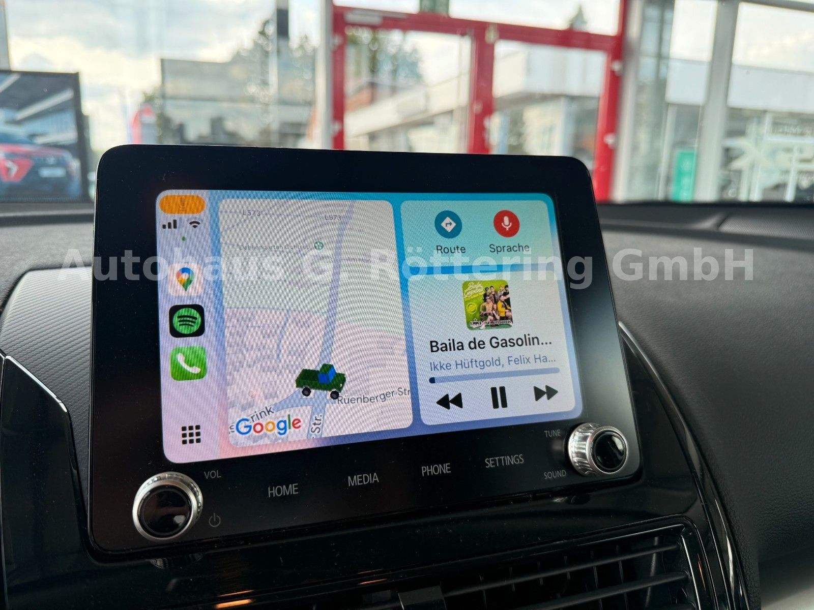 Fahrzeugabbildung Mitsubishi Eclipse Cross 2.4 PHEV 4WD +Kam +BT +SHZ +SOH97%