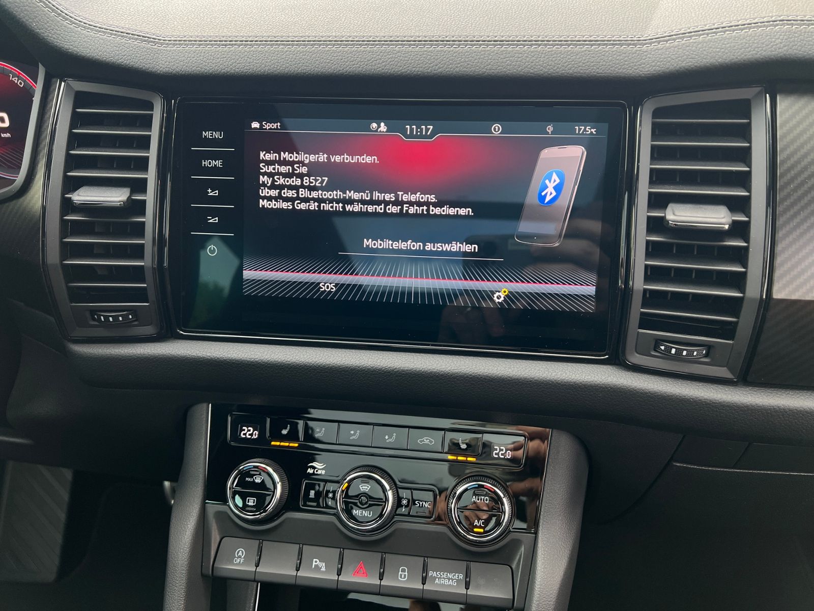 Fahrzeugabbildung SKODA Kodiaq Sportline 2.0 TDI DSG 4x4 *AHK,Pano,Stand
