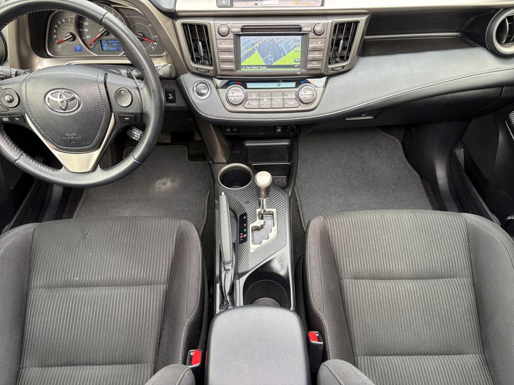 Fahrzeugabbildung Toyota RAV4