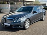 Mercedes-Benz E 200 CGI BlueEfficiency Avantgarde/Automatik - gebrauchte Mercedes-Benz E 200 aus dem Jahr 2009