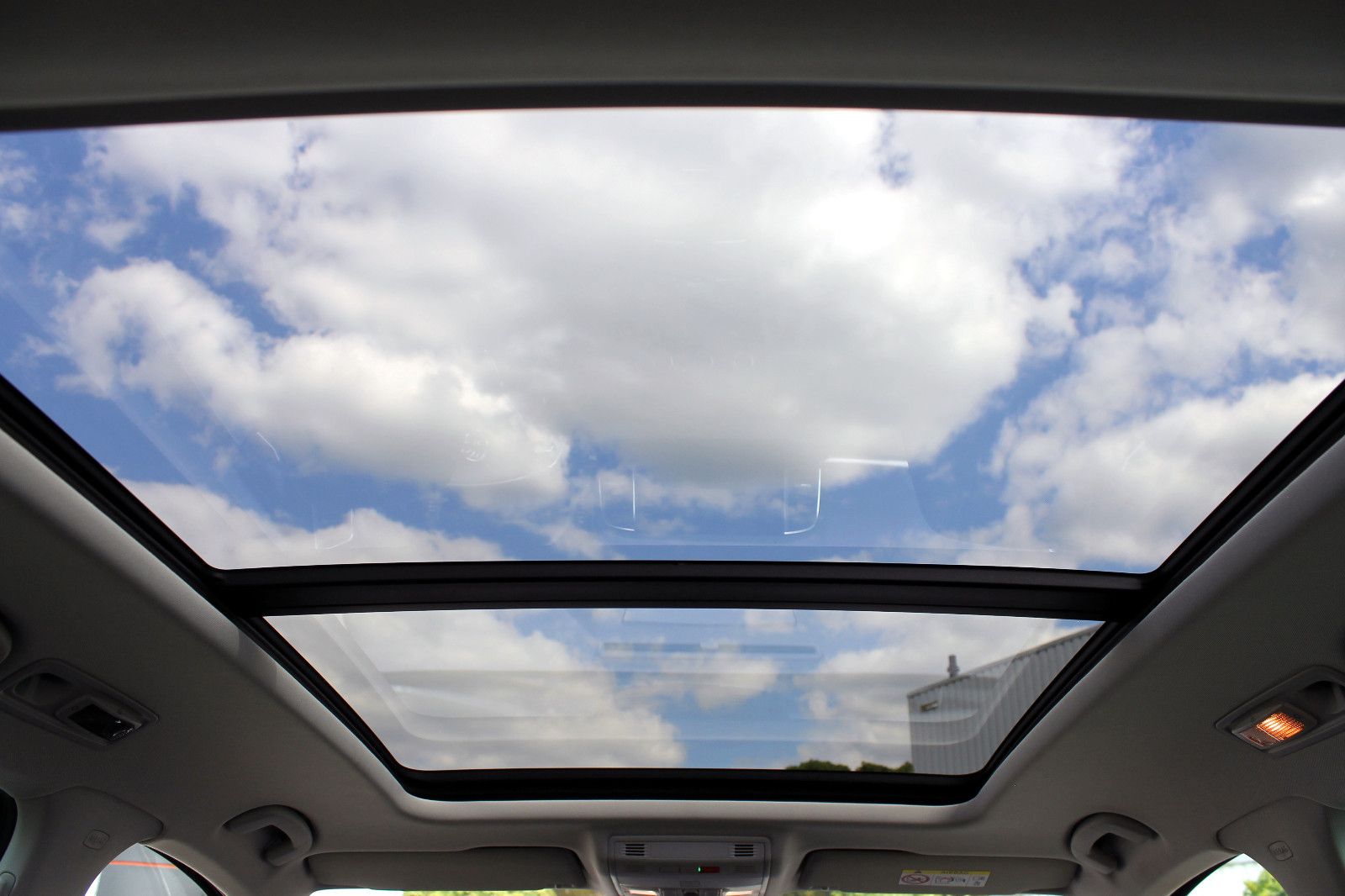 Fahrzeugabbildung SKODA Karoq Amb. 2.0 TDI 4x4 DSG ACC LED PANO KAM AHK