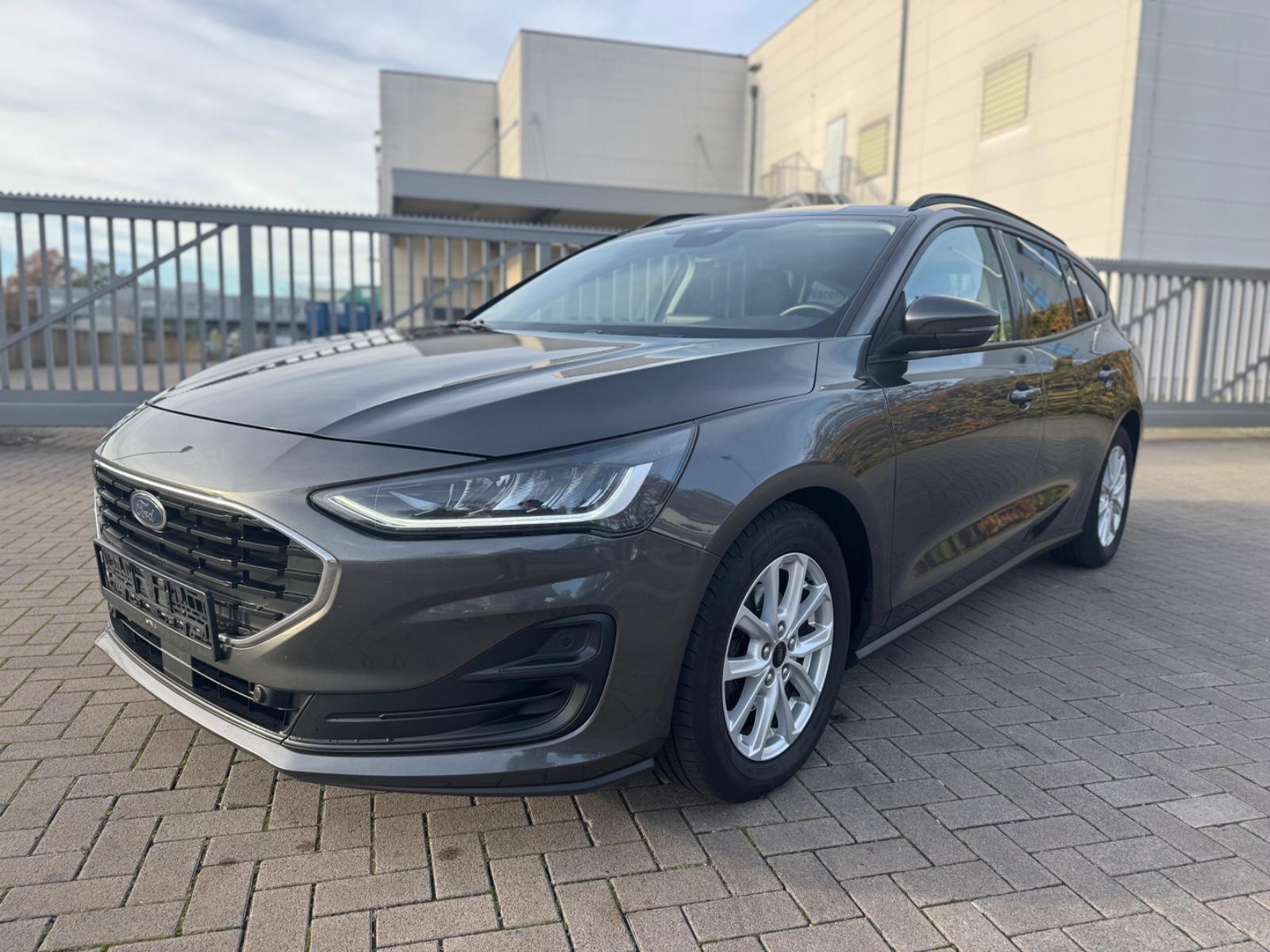 Ford Focus Turnier 1,5TDCi Aut. Cool &Connect LED