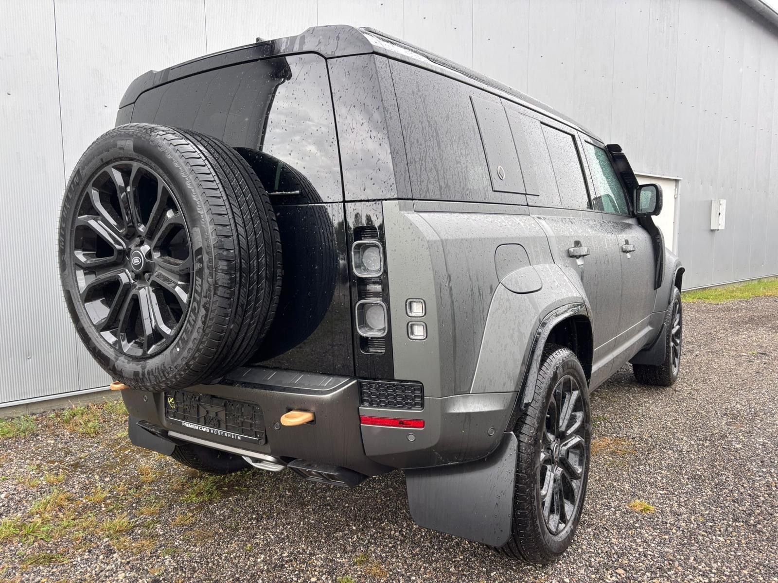 Land Rover Defender 110 OCTA Edition One foto 2