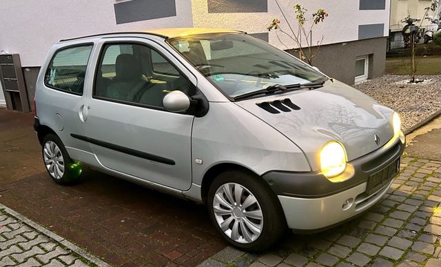 Renault Twingo *Zahnriemen, TÜV, Allwetter...