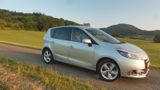 Renault Scenic Dynamique 2.0 16V 140 CVT Dynamique - Renault Scenic mit Benzin-Antrieb: Kleinbus, 2.0