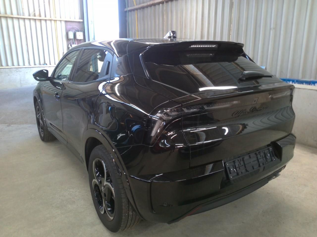 Alfa Romeo Junior Ibrida TI 12 VGT MHEV 145 eDCS6 KAM*PANO imagem 3