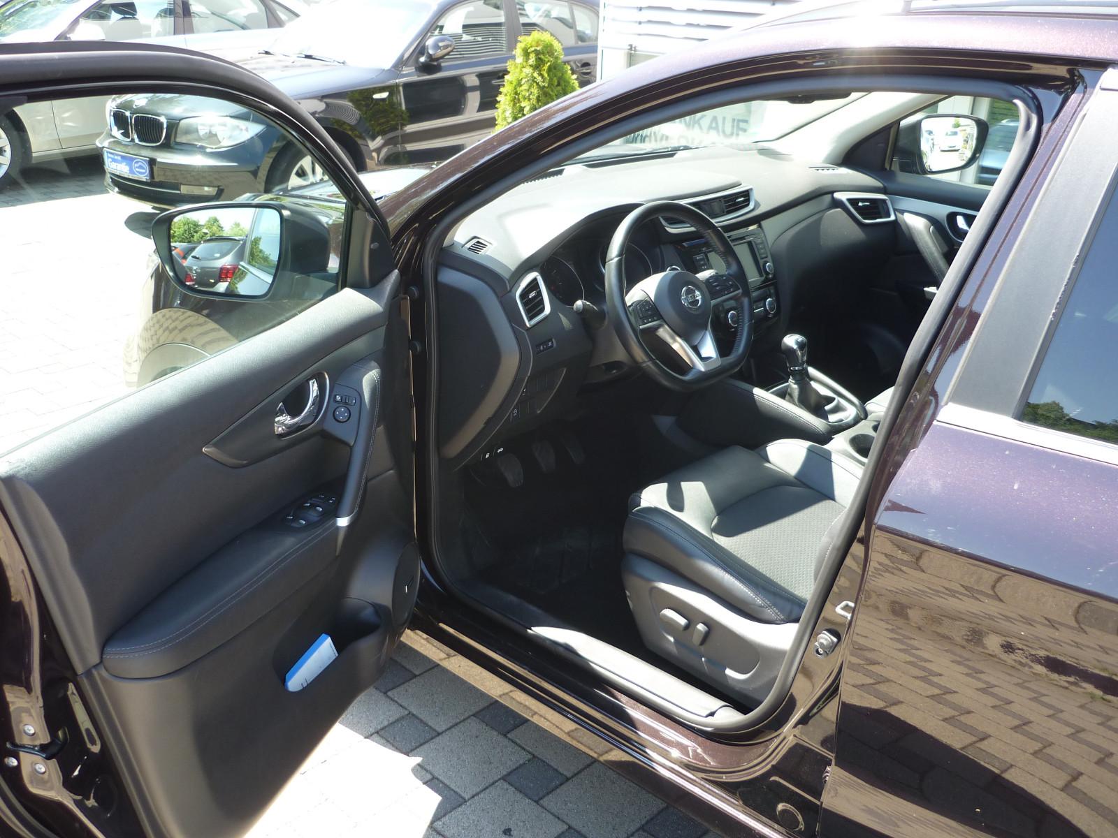 Nissan Qashqai Tekna+ Pano Kam Navi LED SH ...