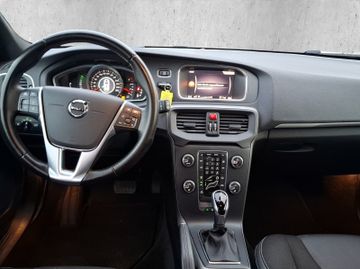 Volvo V40 Momentum D3 Kam.+KeyLess+LED+Navi+SHZ+LM+PDC