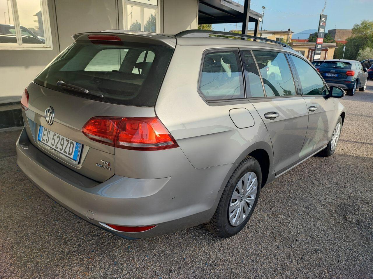 Volkswagen Golf 2013 — engine 1.598 cm³, 105 HP (77kW)