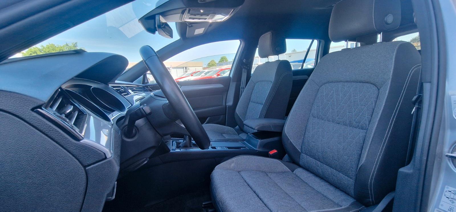 Volkswagen Passat Business AHK schwenkbar, миниатюра 9