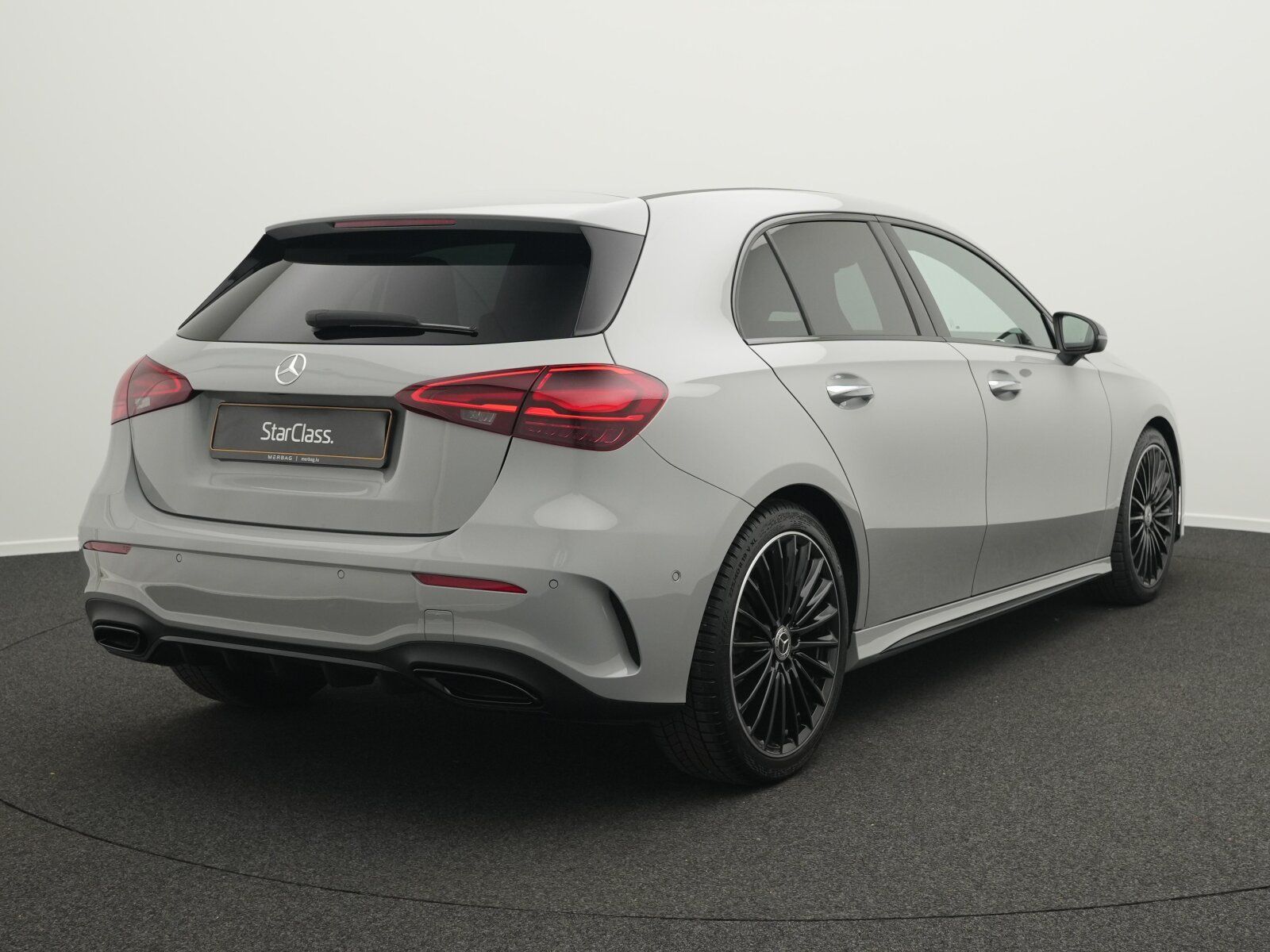 Mercedes-Benz A 200 d AMG-Line Multi+Night+Kamera+Ambi imagem 3