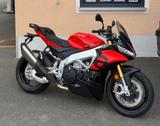 Aprilia Tuono V4 RR E5 mit Ausnahmegenemigung