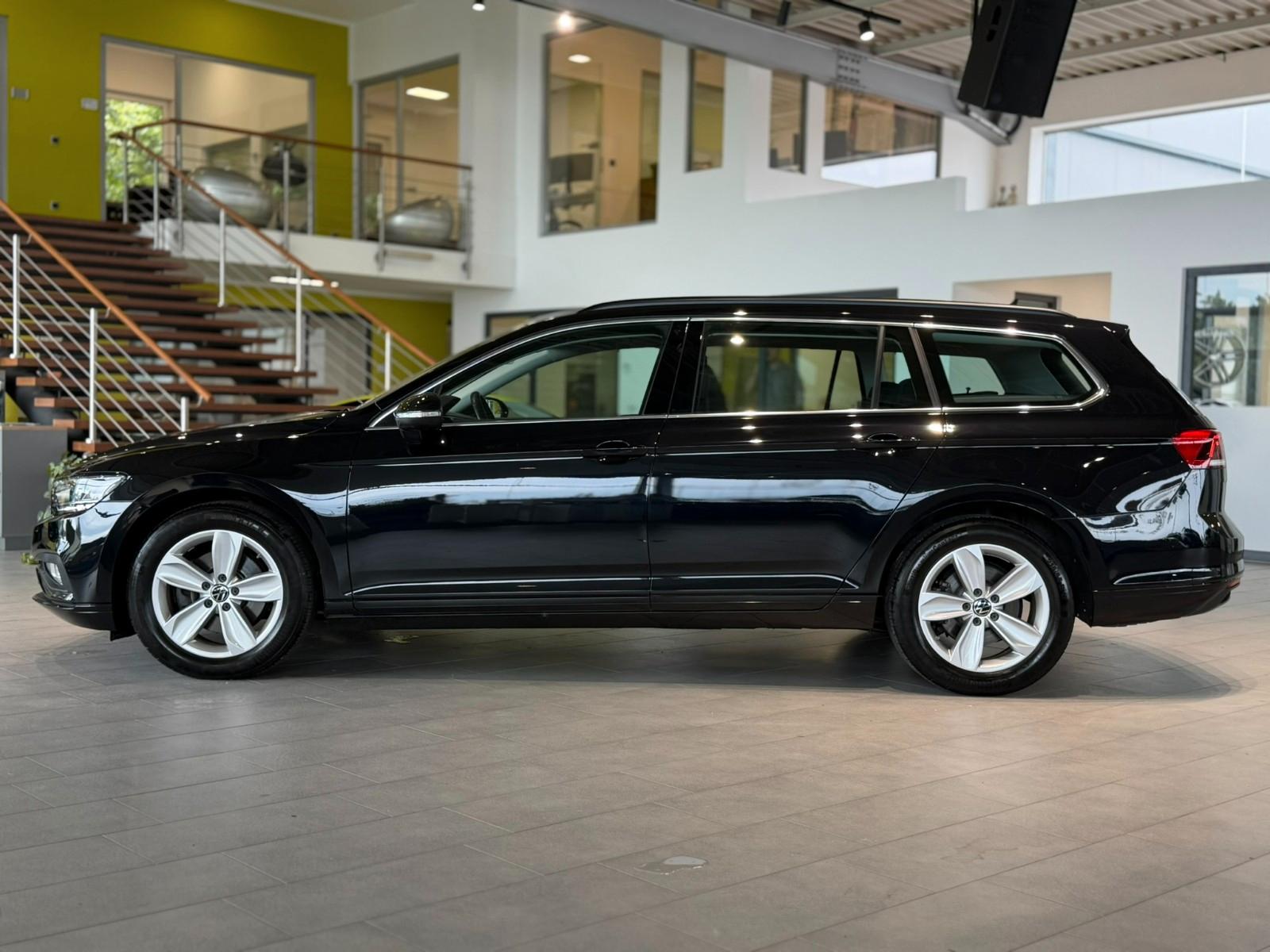 Volkswagen Passat Business*Massage*ACC*HUD*AHK*, миниатюра 2