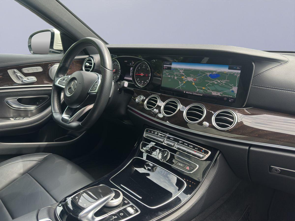 Mercedes-Benz E 220d T AMG-Line LED/360°/Leder/Pano/Burmester
