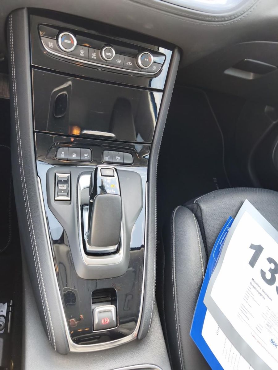 Autohaus Zimpel & Franke -  Opel Grandland X Ultimate 4x4 Plug-In Hybrid Automati - Bild 10